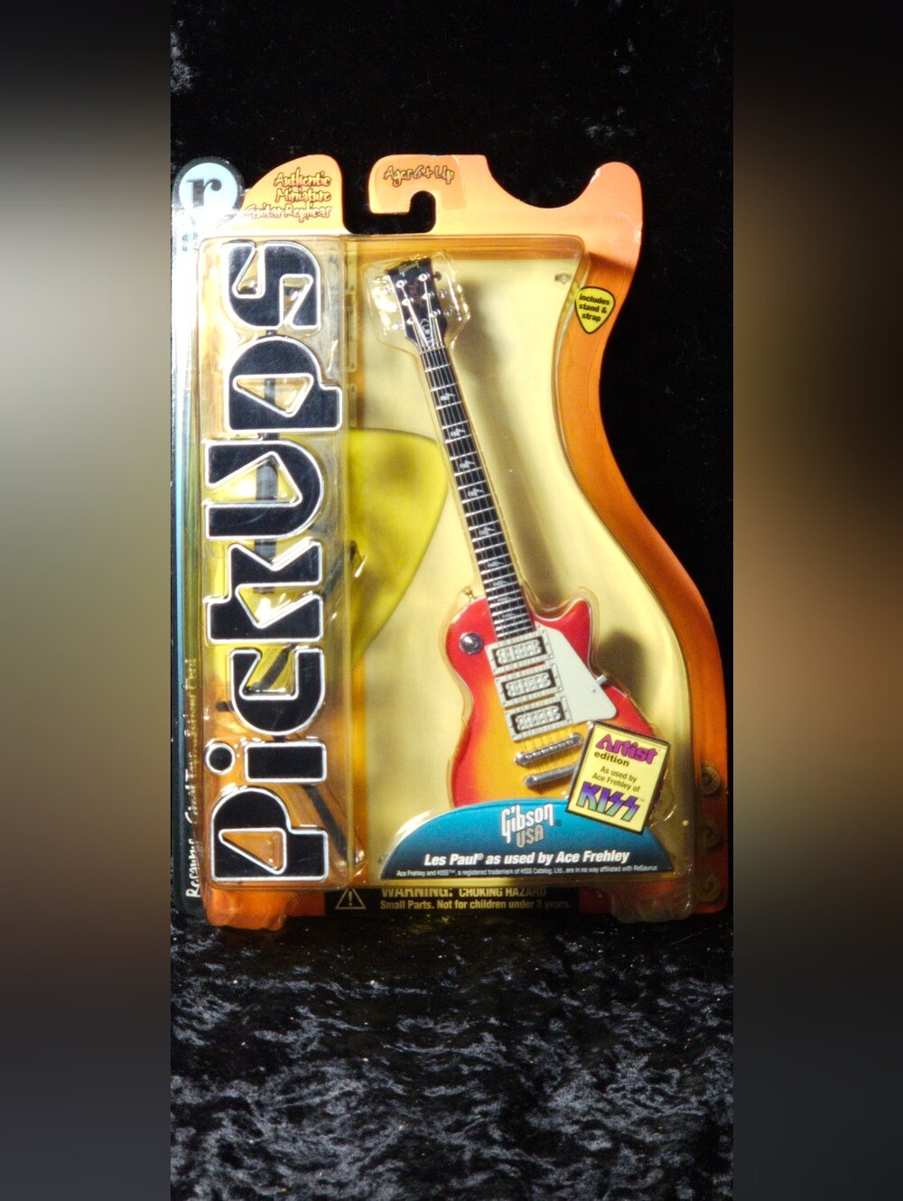 RARE Pick Ups Gibson Les Paul Ace Frehley KISS Miniature Guitar Sealed